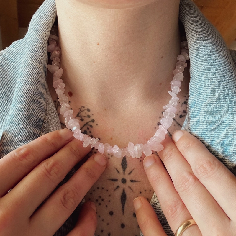 collana Chips Nic - Quarzo Rosa